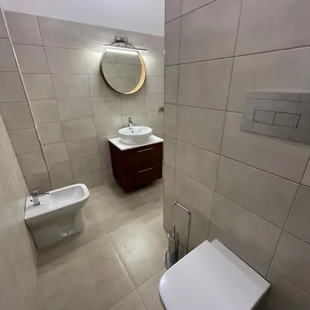 Le Casuzze Di 아파트호텔 3*