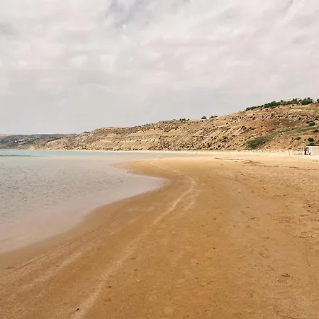 Le Casuzze Di 아파트호텔