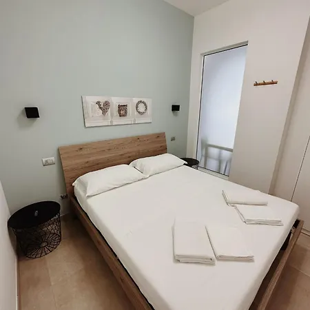 Le Casuzze Di 아파트호텔 3*