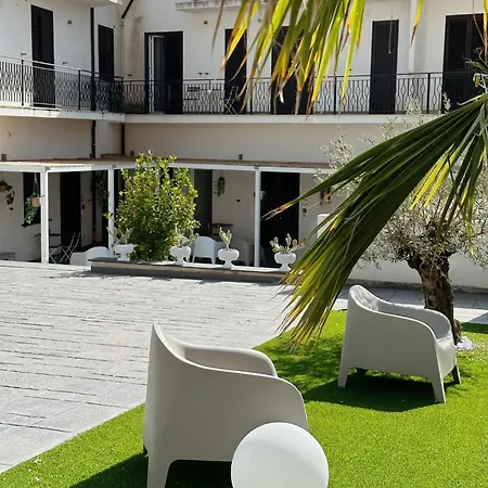 Le Casuzze Di 3* 시큘리아나